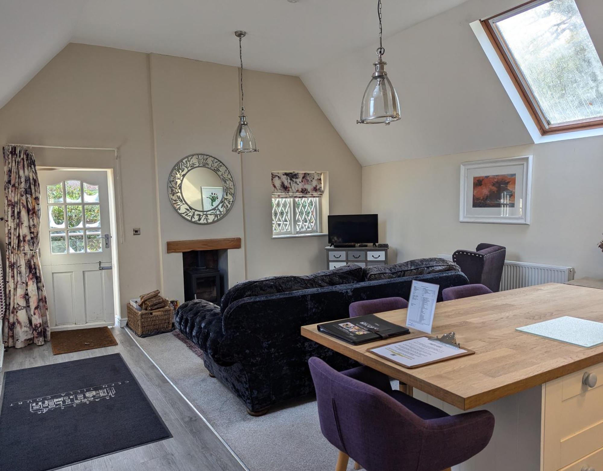 The Coach House Apartment At Cefn Tilla Court, Usk Eksteriør bilde